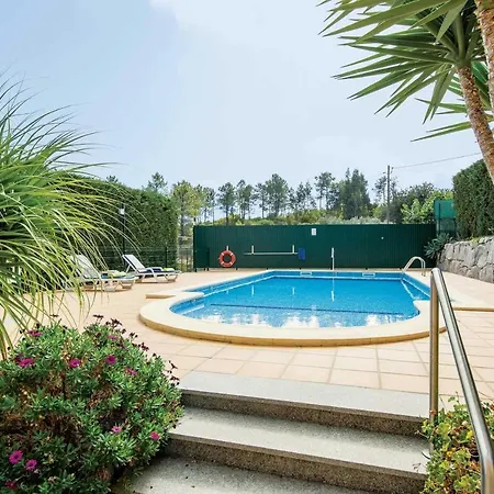 Villa Sleeps 8 Air Con Wifi *